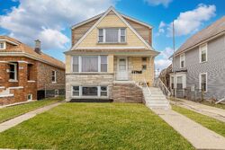 Pre-foreclosure in  W 58TH ST Chicago, IL 60629