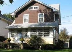 Pre-foreclosure Listing in E BERGEN PL RED BANK, NJ 07701