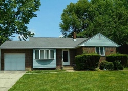 Pre-foreclosure in  PRINCE ST Woodbury, NJ 08096