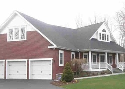 Pre-foreclosure in  SUNRISE LN Poughkeepsie, NY 12603