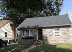 Pre-foreclosure in  RUTLAND RD Freeport, NY 11520