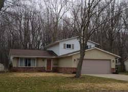 Pre-foreclosure in  MAPLE AVE Sheffield Lake, OH 44054