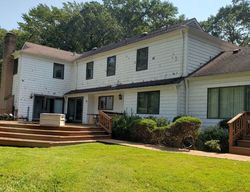 Pre-foreclosure in  CHICKEN VALLEY RD Locust Valley, NY 11560