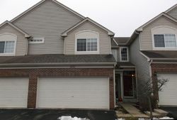 Pre-foreclosure in  N PATRIOT DR Grayslake, IL 60030