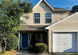 Pre-foreclosure in  MEADOWRUE LN Sicklerville, NJ 08081