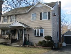 Pre-foreclosure Listing in BABYLON DR SOUND BEACH, NY 11789