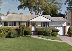 Pre-foreclosure in  EDISON DR Plainview, NY 11803
