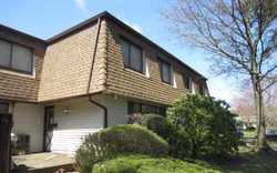 Pre-foreclosure Listing in FELLER DR CENTRAL ISLIP, NY 11722