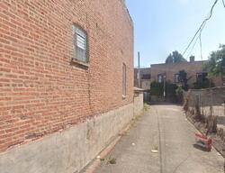 Pre-foreclosure in  W MAYPOLE AVE Chicago, IL 60612