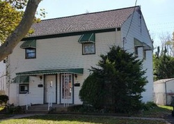 Pre-foreclosure Listing in GROSS AVE EDISON, NJ 08837