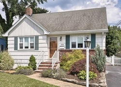 Pre-foreclosure in  LANE AVE South Plainfield, NJ 07080
