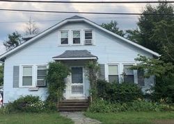 Pre-foreclosure Listing in GROVE AVE VERONA, NJ 07044