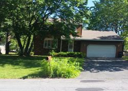  Brookside Ct, Latham NY