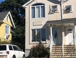 Pre-foreclosure in  TAYLOR ST Staten Island, NY 10310