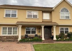 Pre-foreclosure in  CARLETON AVE Bay Shore, NY 11706
