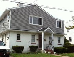 Pre-foreclosure Listing in NEW YORK AVE ISLAND PARK, NY 11558