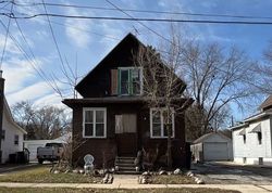 Pre-foreclosure in  GERTRUDE ST Elgin, IL 60123