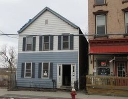 Pre-foreclosure Listing in BROADWAY RENSSELAER, NY 12144