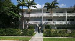 Pre-foreclosure in  SANS SOUCI BLVD  Miami, FL 33181