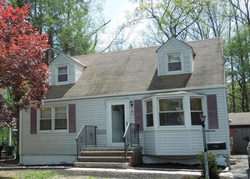 Pre-foreclosure in  INWOOD PL Plainfield, NJ 07062