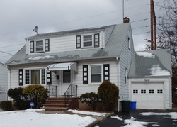 Pre-foreclosure Listing in CRISTIANI ST ROSELLE, NJ 07203