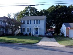 Pre-foreclosure Listing in ESTAUGH AVE BERLIN, NJ 08009