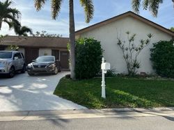 Pre-foreclosure in  EVERGLADES PARK LN Boca Raton, FL 33428
