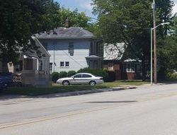 Pre-foreclosure in  11TH ST Rock Island, IL 61201