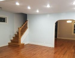  33rd Ave, Bayside NY