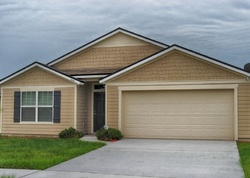 Pre-foreclosure in  INGLEHAM CIR Callahan, FL 32011