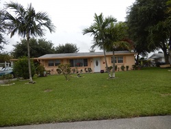 Pre-foreclosure in  OKLAHOMA ST West Palm Beach, FL 33406