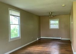 Pre-foreclosure in  SAND HILL RD Gardiner, NY 12525