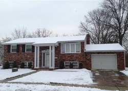 Pre-foreclosure in  SUNSET DR Somerdale, NJ 08083