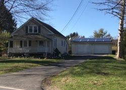 Pre-foreclosure Listing in W SAUCON VALLEY RD COOPERSBURG, PA 18036