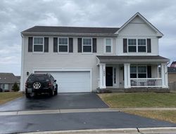 Pre-foreclosure in  LAKE BLUFF LN Hampshire, IL 60140