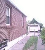 Pre-foreclosure in  HUNNEWELL AVE Elmont, NY 11003