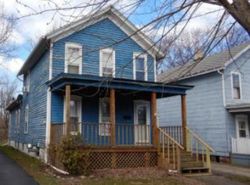 Pre-foreclosure in  PARK AVE Dunkirk, NY 14048