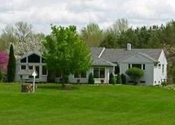 Pre-foreclosure in  CANFIELD RD Pittsford, NY 14534