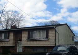 Pre-foreclosure Listing in N 10TH ST WYANDANCH, NY 11798