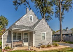  E Willow Dr, Round Lake IL