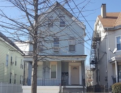 Pre-foreclosure in  MADISON AVE Elizabeth, NJ 07201