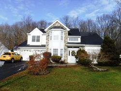  Nathan Dr, Old Bridge NJ