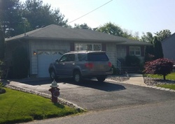 Pre-foreclosure Listing in HIGH ST MIDDLESEX, NJ 08846