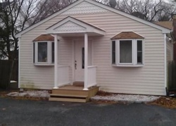 Pre-foreclosure Listing in SMITHTOWN POLK BLVD CENTEREACH, NY 11720