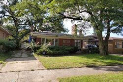 Pre-foreclosure in  EAST END AVE Dolton, IL 60419