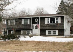 Pre-foreclosure in  WEDGEWOOD DR Goshen, NY 10924