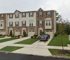 Pre-foreclosure in  VILLAGE GREEN LN Sicklerville, NJ 08081