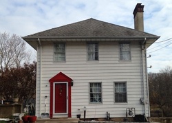 Pre-foreclosure in  DILLON RD Larchmont, NY 10538