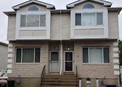 Pre-foreclosure in  LOTT LN Staten Island, NY 10314