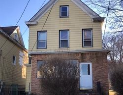 Pre-foreclosure in  HUDSON AVE Haverstraw, NY 10927